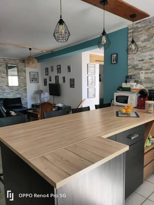 Grand T2 Esprit Loft Coeur De Ville Sete Exterior photo